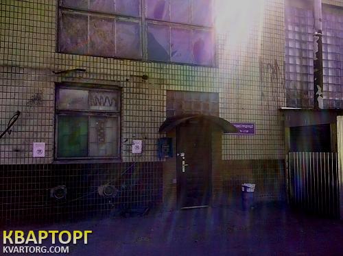 Rent out warehouse. Киев,  Шахтерская — photo 1