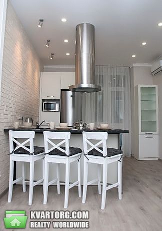Rent out 2-room apartment. Киев,  Златоустовская — photo 2