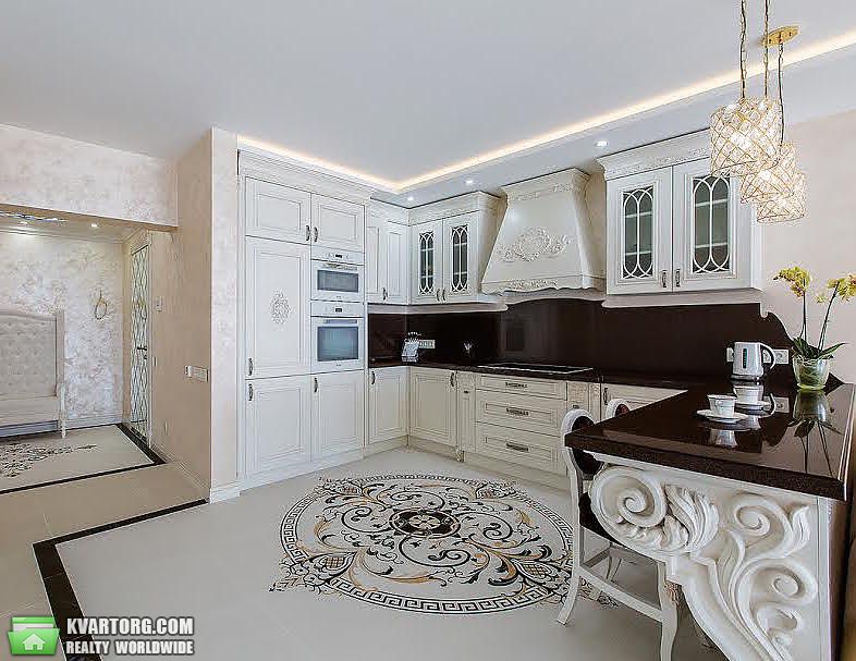 Sell 3-room apartment. Киев,  Драгомирова — photo 2