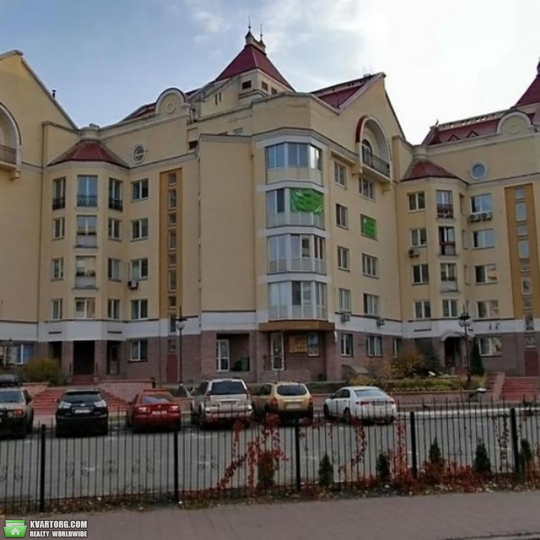Sell 4-room apartment. Киев, Героев Сталинграда просп. — photo 2