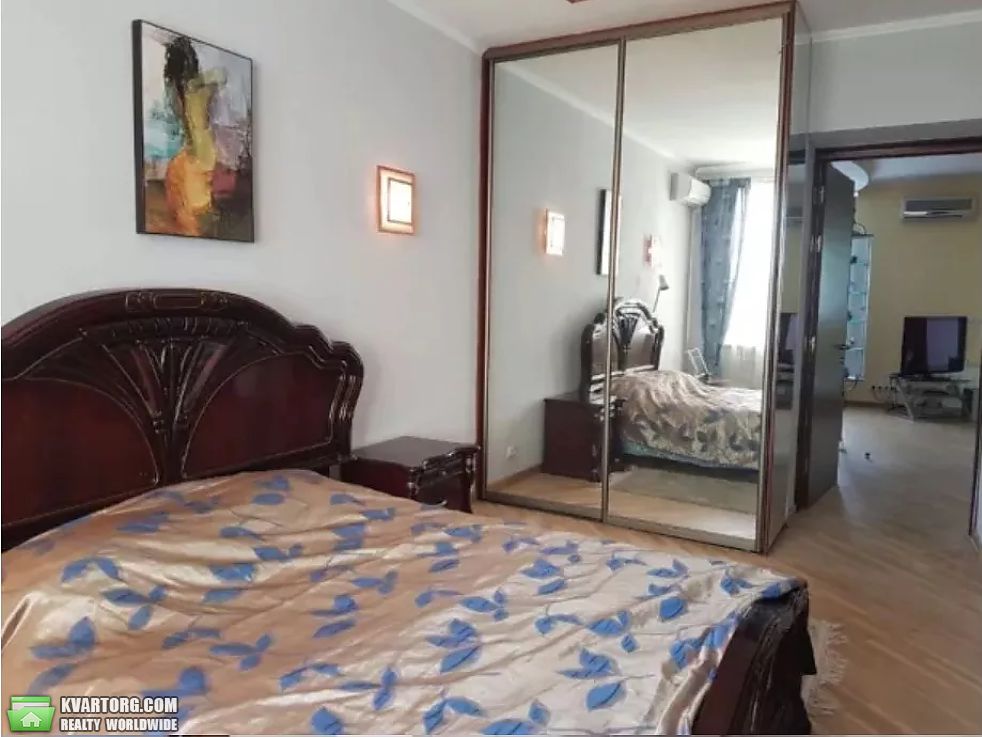 Rent out 2-room apartment. Киев,  Институтская — photo 5