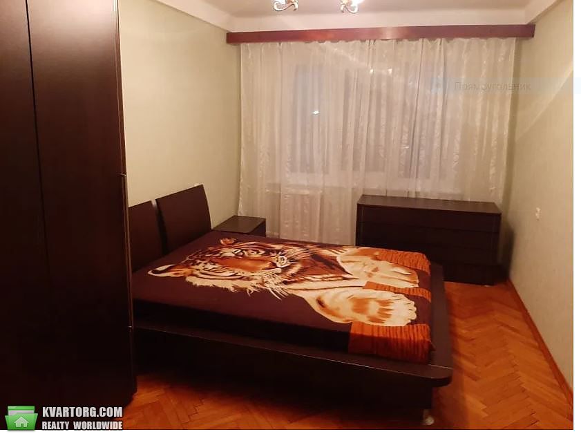 Rent out 2-room apartment. Киев,  Зодчих — photo 2