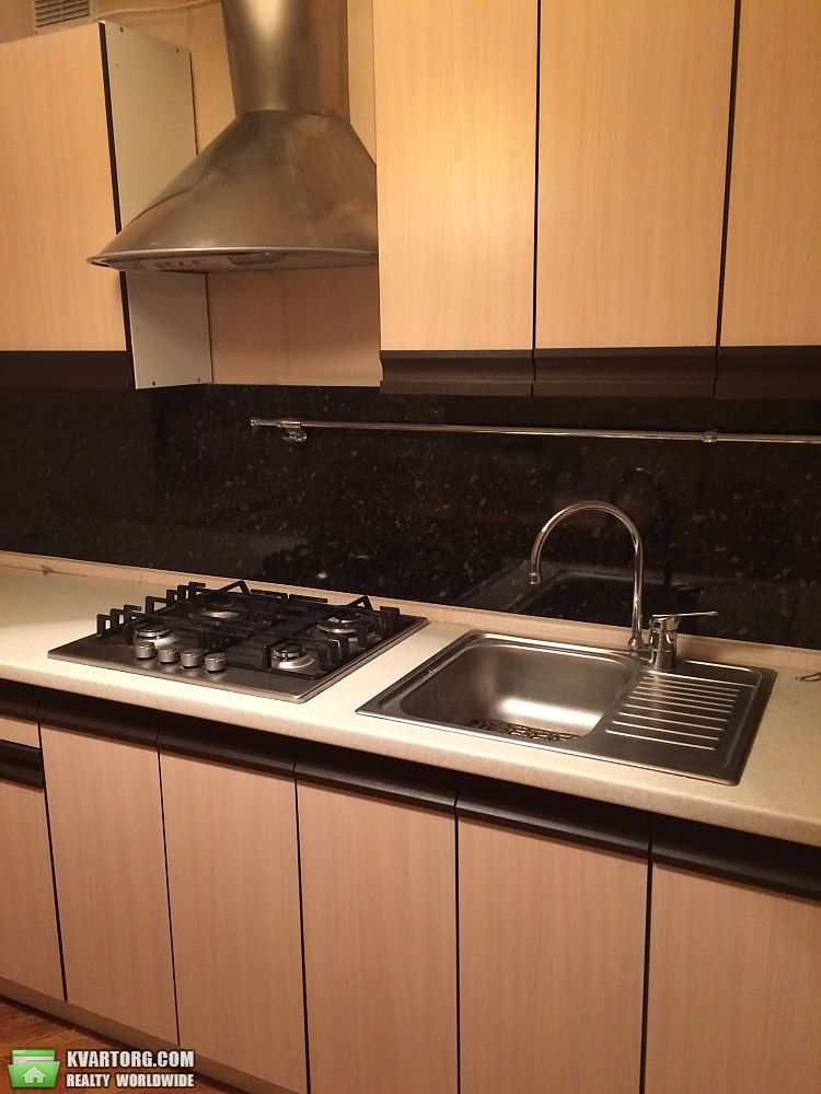 Sell 3-room apartment. Киев,  Агрегатная — photo 1