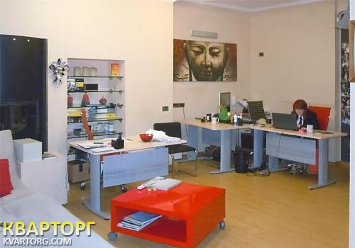 Rent out office. Киев, ул.Жилянская — photo 1