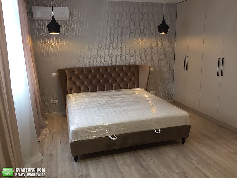 Sell 2-room apartment. Киев,  Урловская — photo 4