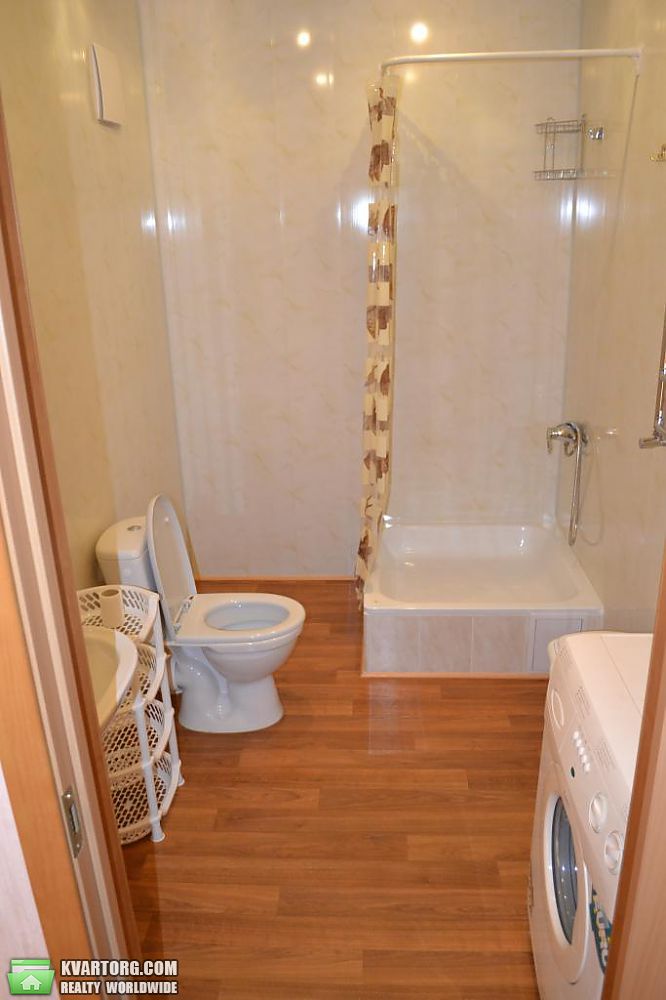 Rent out 2-room apartment. Киев,  Петрицкого — photo 6