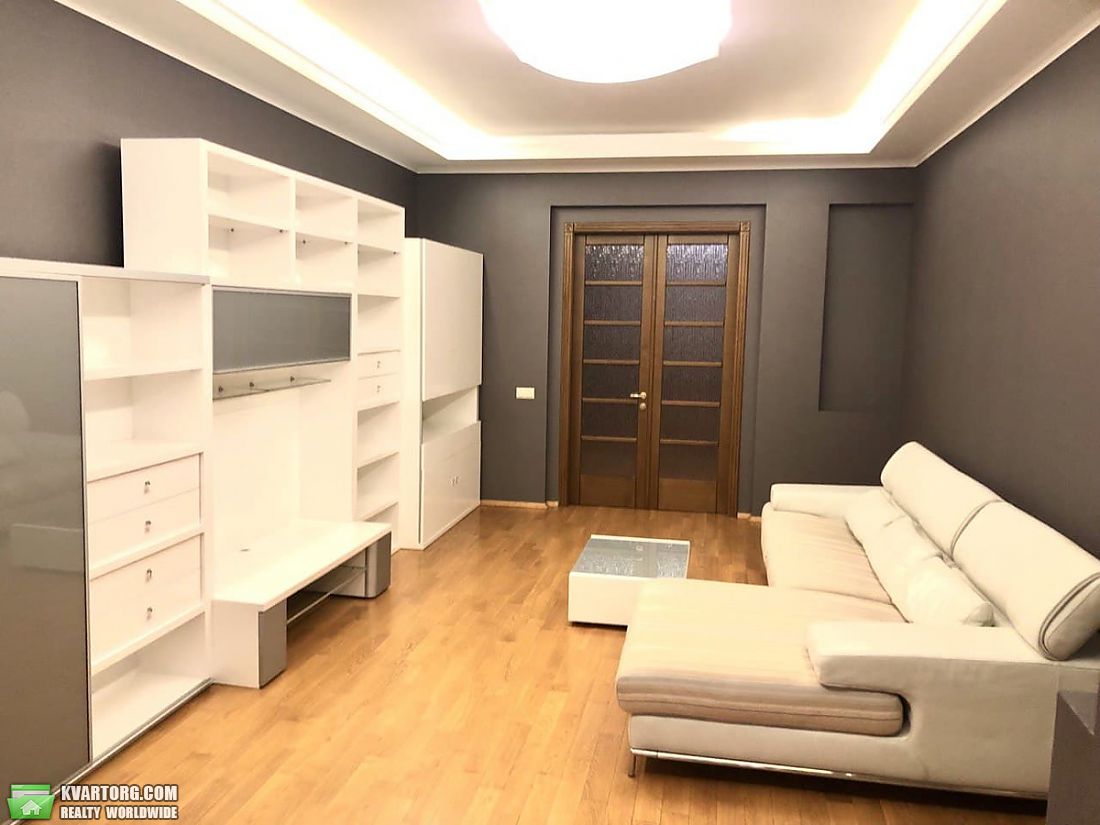 Rent out 3-room apartment. Киев,  Народного ополчения — photo 2
