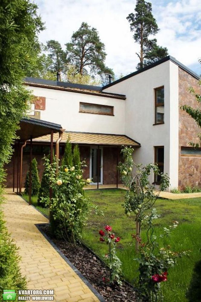 Rent out house. Киев, курортная — photo 1