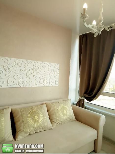 Sell 1-room apartment. Киев,  Крушельницкой — photo 4