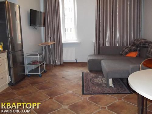 Rent out 2-room apartment. Одесса, Базарная — photo 1