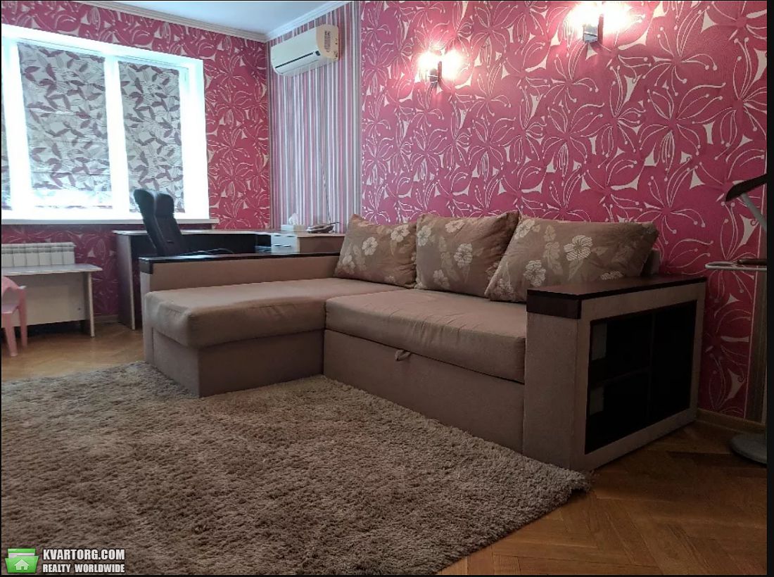 Rent out 2-room apartment. Киев, Всеволода Нестайка — photo 3