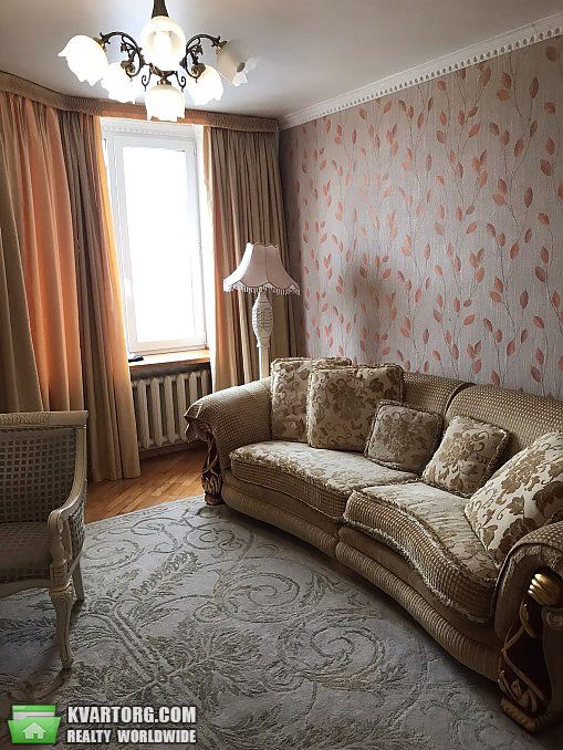 Rent out 3-room apartment. Киев,  Сеченова — photo 3