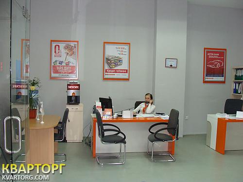 Rent out shop. Киев, Жилянская — photo 4