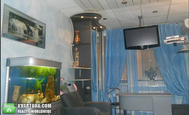 Rent out 1-room apartment. Киев,  Полтавская — photo 1