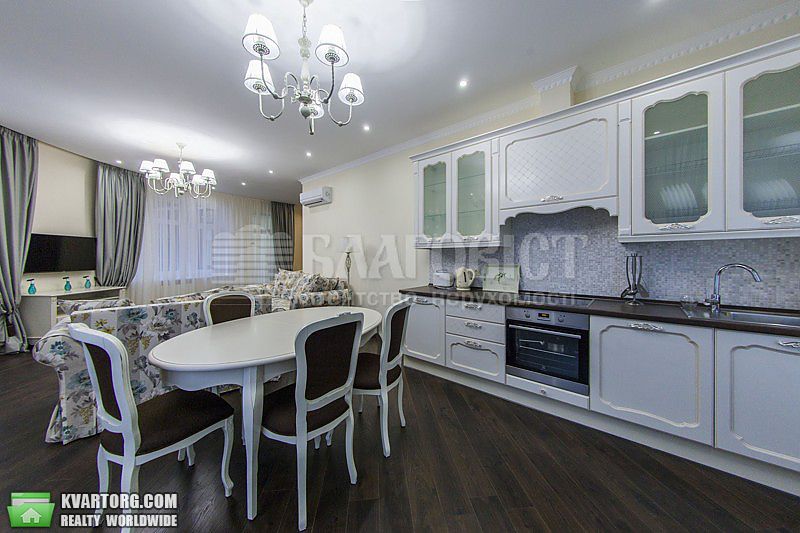 Rent out 3-room apartment. Киев,  Щорса — photo 3