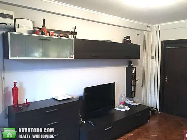 Sell 2-room apartment. Киев,  Жукова — photo 1