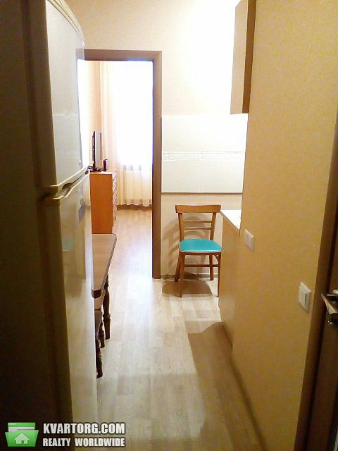 Rent out 1-room apartment. Киев, Булгакова ул. — photo 7