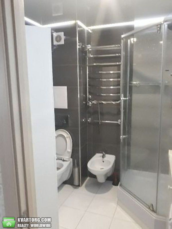 Sell 3-room apartment. Киев,  Оболонская пл — photo 8