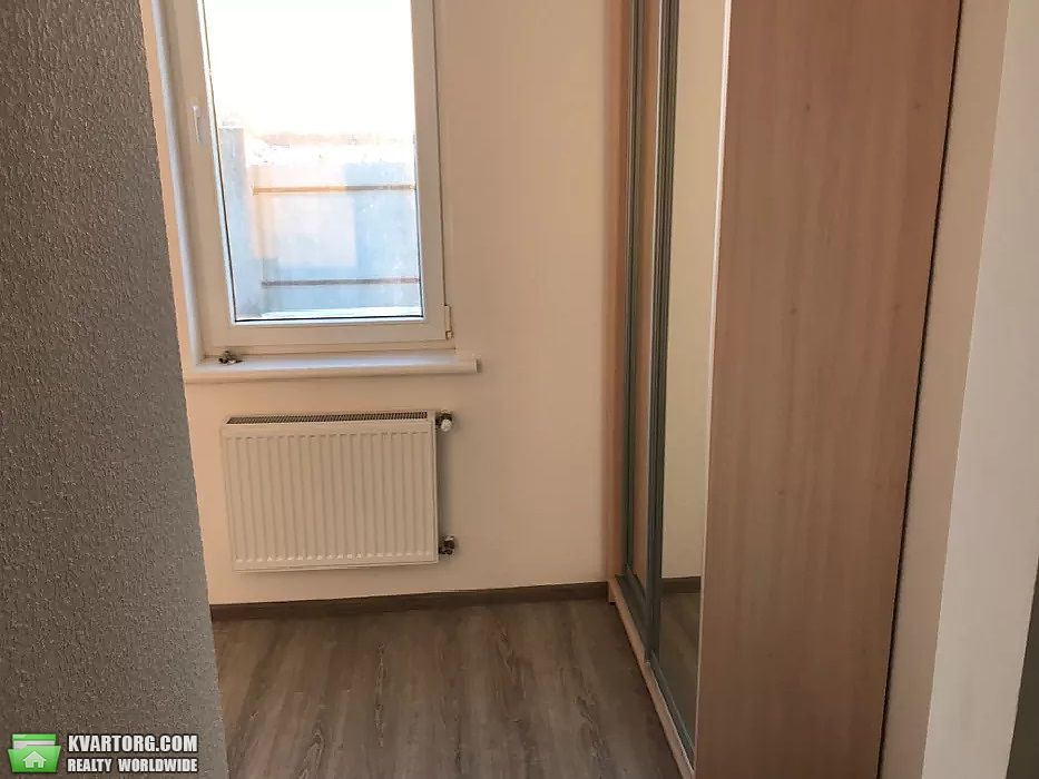 Rent out 1-room apartment. Киев, Вишневое — photo 4