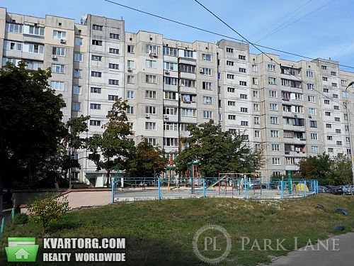 Sell 3-room apartment. Киев,  Гайдай — photo 1