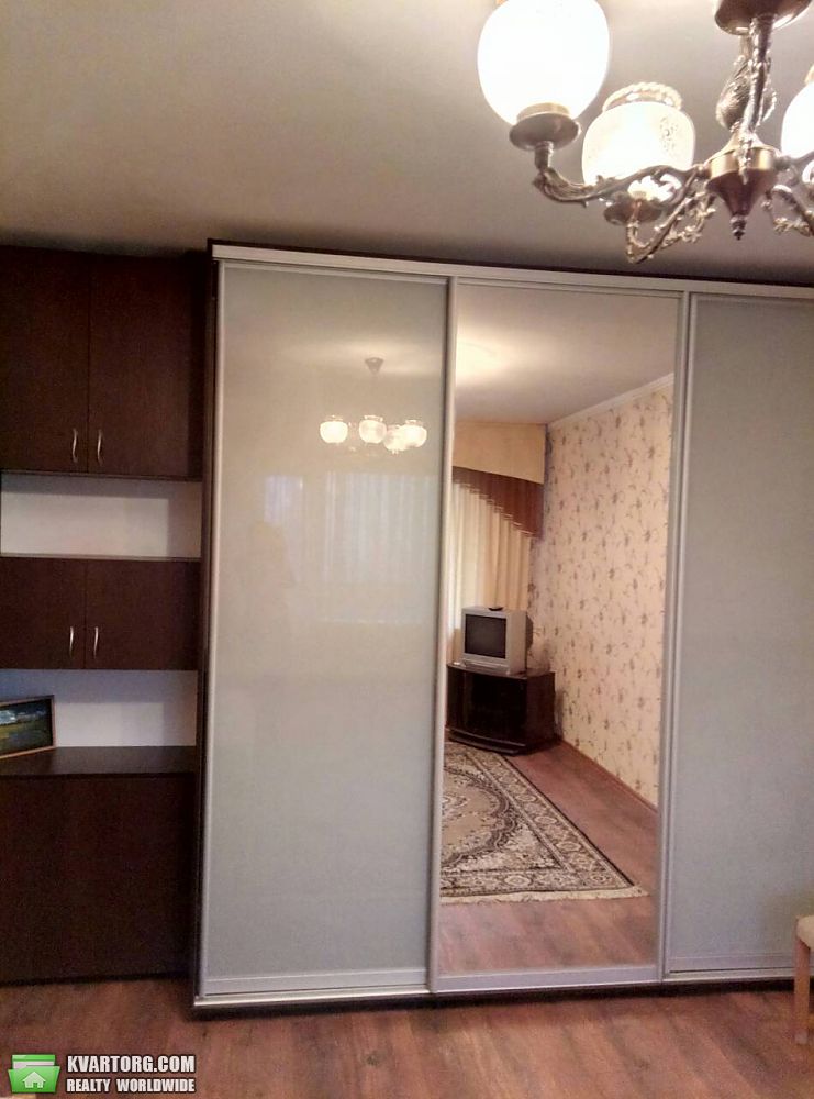 Rent out 2-room apartment. Киев,  Закревского — photo 2