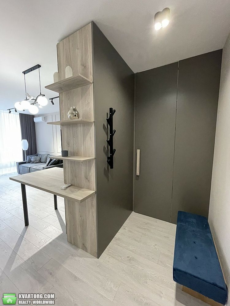 Rent out 2-room apartment. Киев,  Предславинская — photo 6