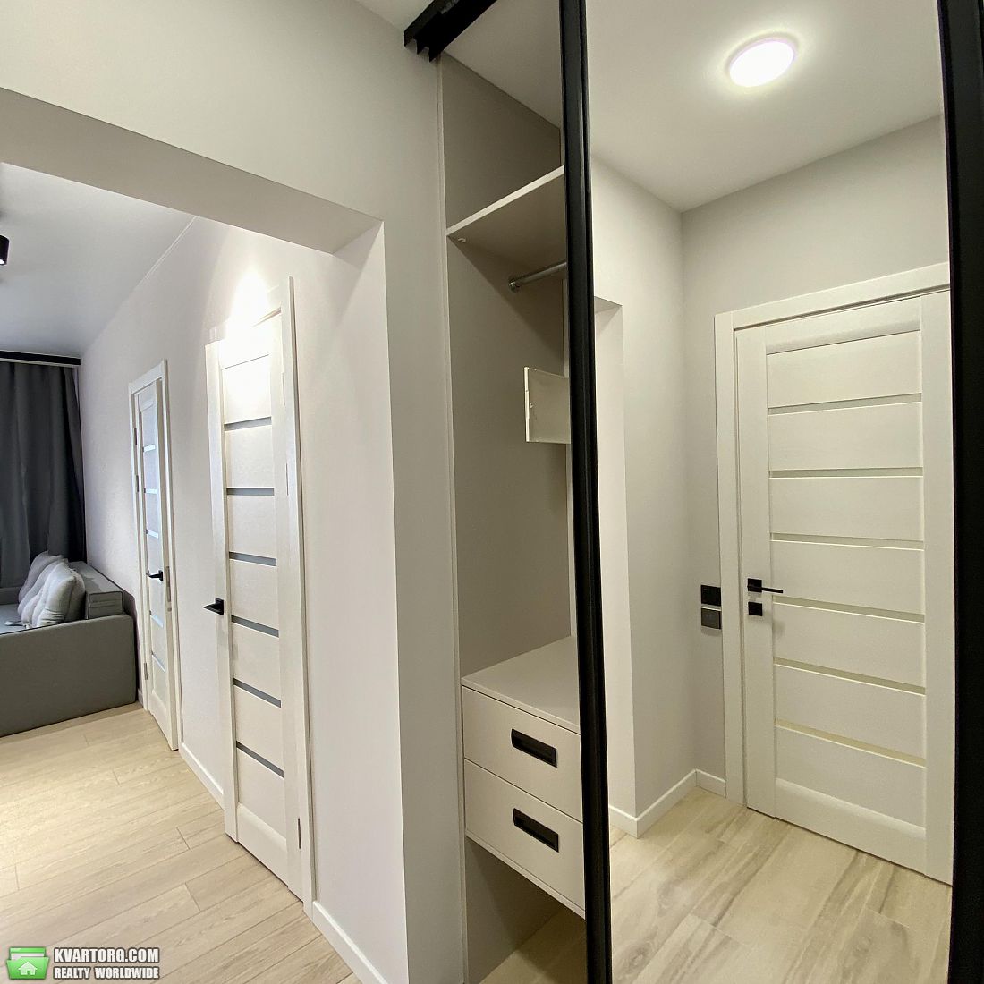 Sell 1-room apartment. Киев,  Новомостицкая — photo 6