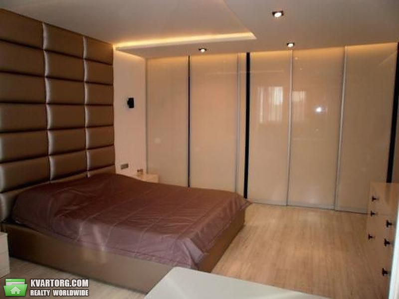 Rent out 3-room apartment. Киев,  Кадетский Гай — photo 2