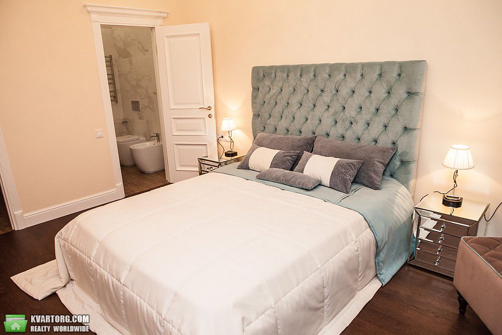 Sell 4-room apartment. Киев,  Драгомирова — photo 2