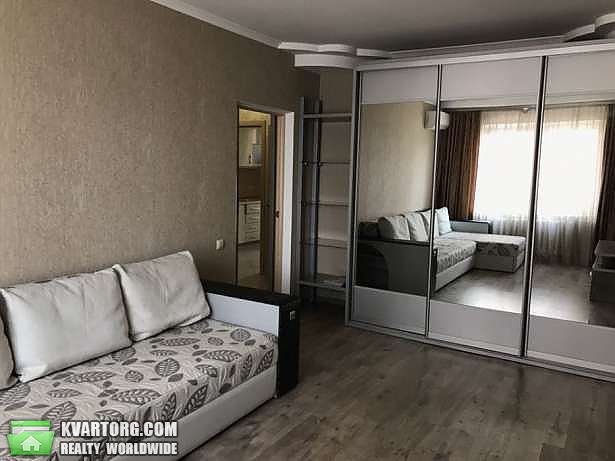 Sell 1-room apartment. Киев,  Урловская — photo 1