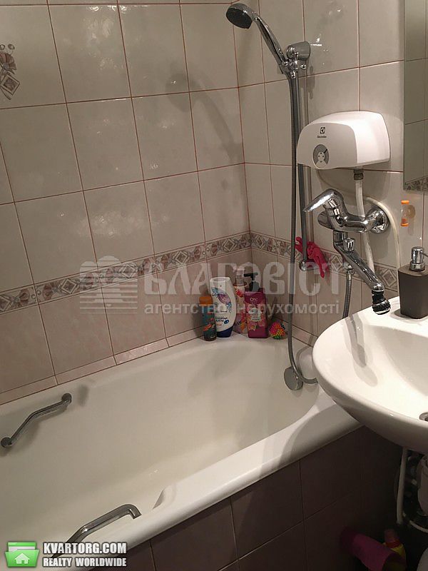 Sell 2-room apartment. Киев,  Автозаводская — photo 6