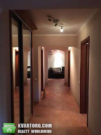 Rent out office. Киев,  Еленовская — photo 1
