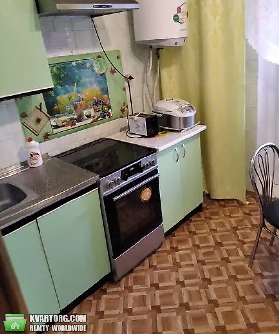 Sell 4-room apartment. Киев,  Каштановая — photo 2