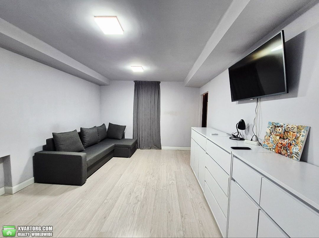 Rent out 1-room apartment. Киев, Русанівська набережна — photo 2