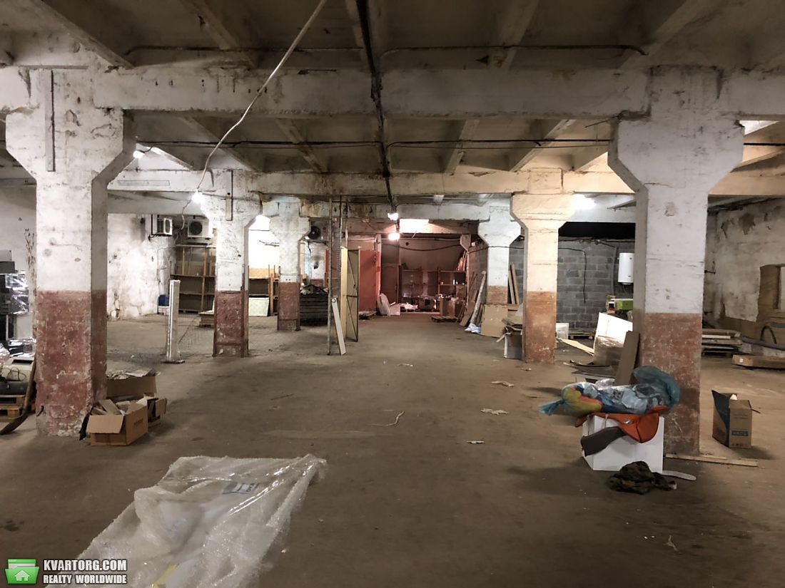 Rent out warehouse. Киев,  Василенко — photo 1
