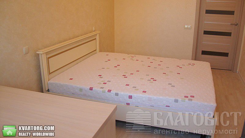 Sell 2-room apartment. Киев,  Щорса — photo 4