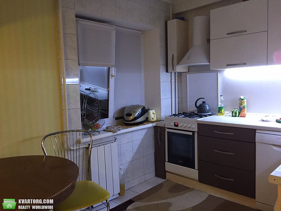 Sell 3-room apartment. Киев,  Шолом-Алейхема — photo 2