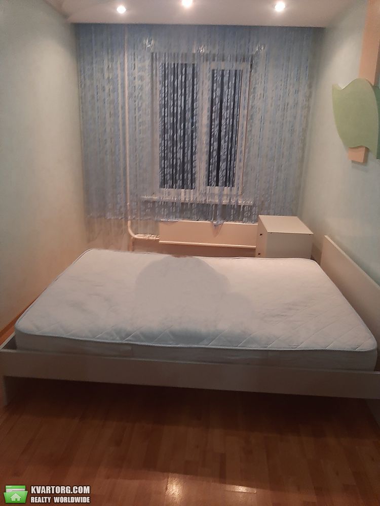 Rent out 3-room apartment. Киев,  Ушакова — photo 2