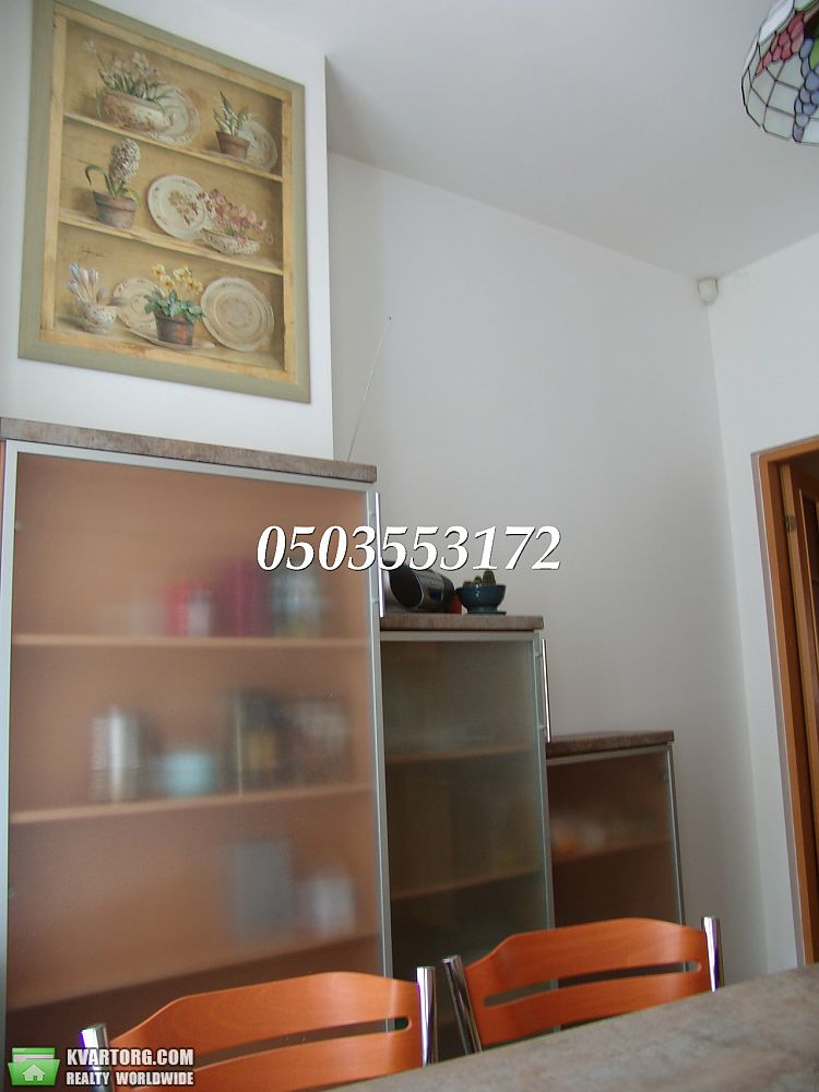 Rent out 3-room apartment. Киев,  Спасская — photo 3