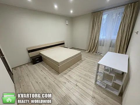 Rent out 3-room apartment. Киев, Добробутна — photo 3