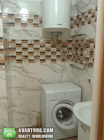 Rent out 2-room apartment. Киев,  Борщаговская — photo 3