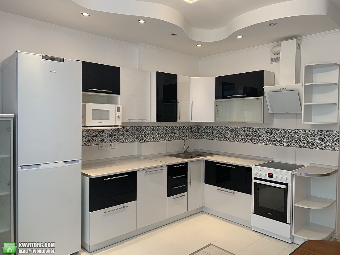 Rent out 1-room apartment. Киев, Елизаветы Чавдар — photo 1
