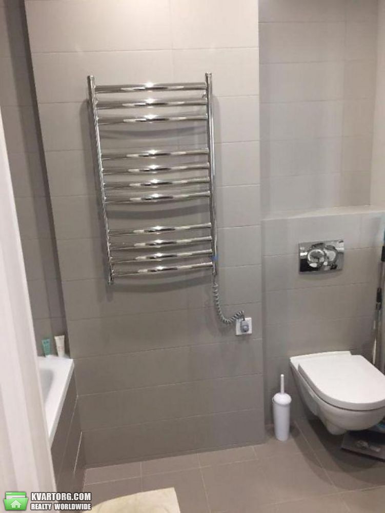 Rent out 2-room apartment. Киев,  Вильямса — photo 6