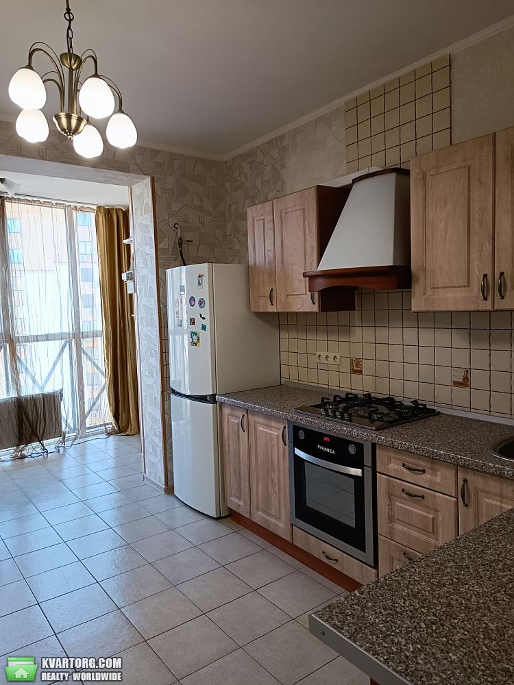 Rent out 2-room apartment. Киев, Соборная — photo 1