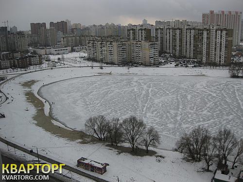 Rent out 2-room apartment. Киев,  Ревуцкого — photo 8