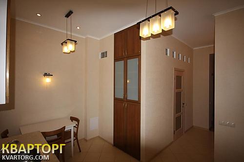 Rent out 2-room apartment. Киев,  Богдана Хмельницкого — photo 3