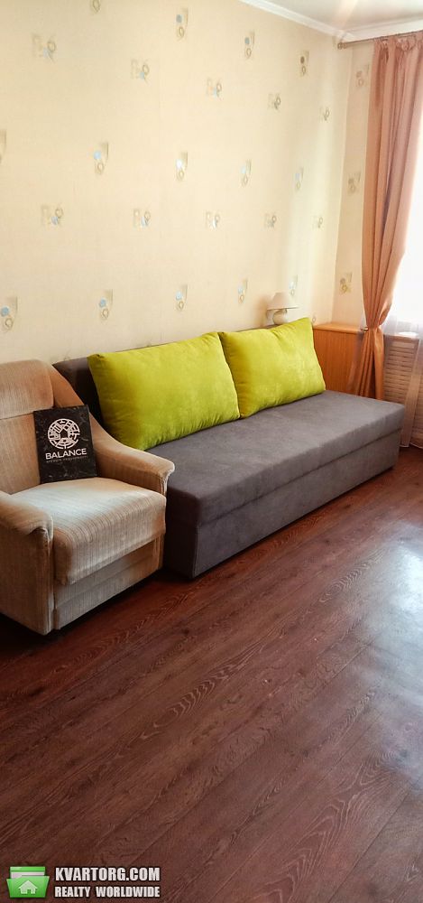 Rent out 1-room apartment. Днепропетровск, Набережная Победы — photo 1