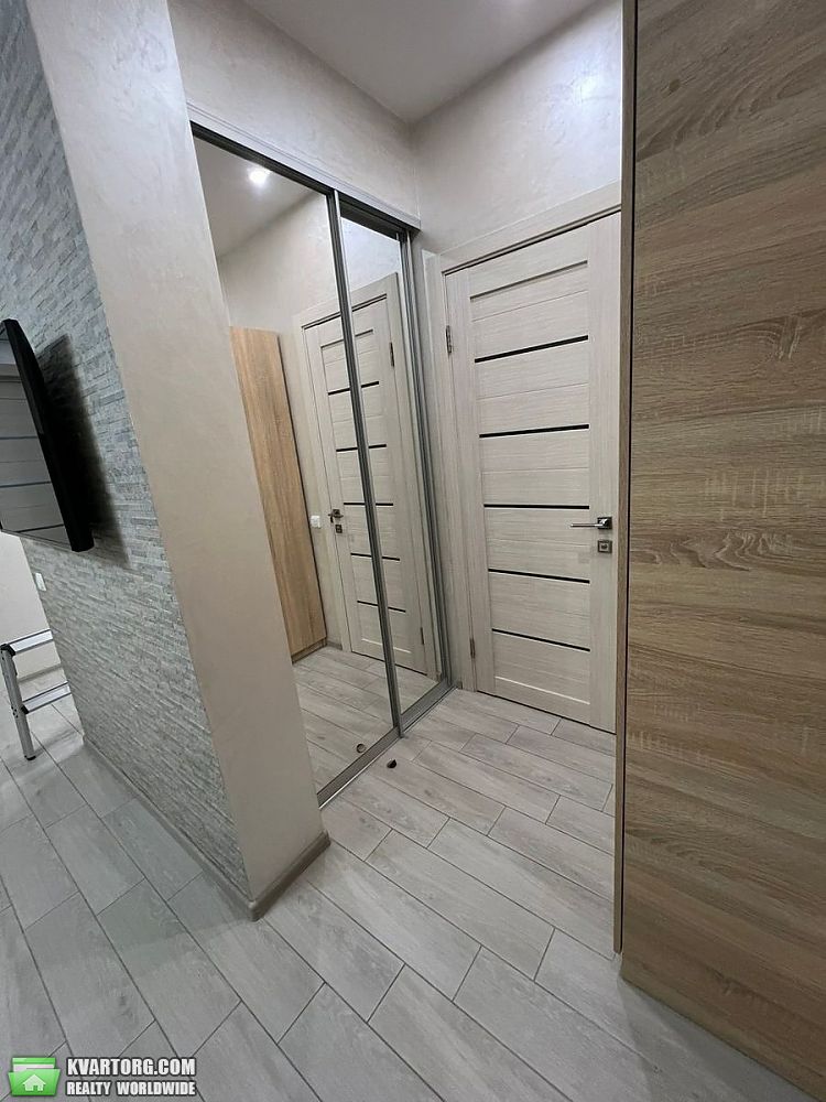 Rent out 2-room apartment. Киев, Микільсько-Слобідська — photo 6