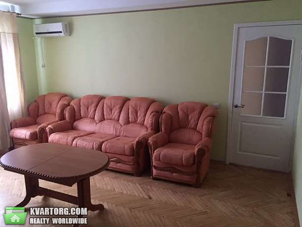 Rent out 3-room apartment. Киев,  Русановская наб — photo 2