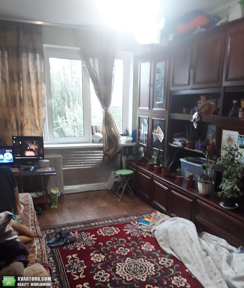 Sell 2-room apartment. Киев,  Курбаса — photo 1
